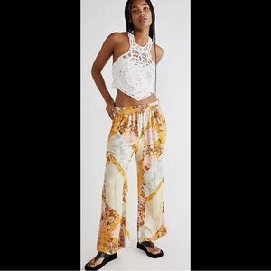 #1528 NWT Free People On The Move Kick Flare Trousers Small